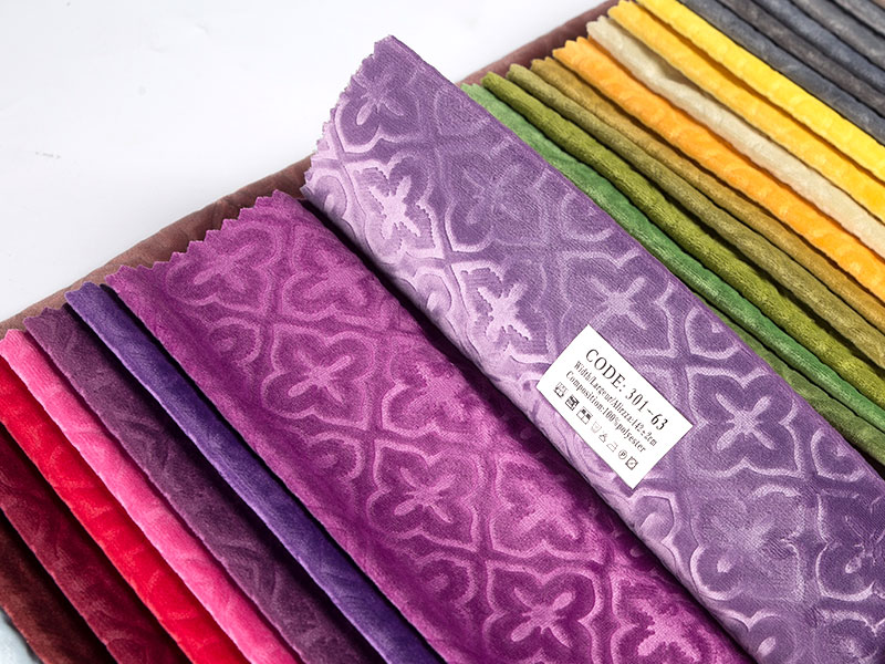 Visokokakomerna barvana žametna tkanina za notranje oblikovanje