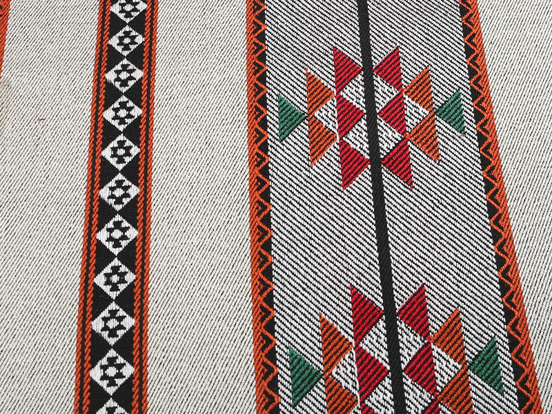 dihajoča pletena tkana tkanina s črtastimi tkaninami